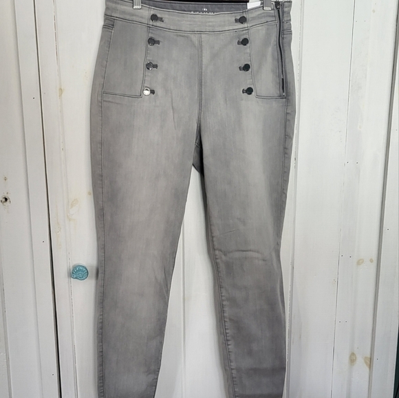 High-Rise Sailor Button Curvy Skinny Jeans Size 10S - Picture 2 of 15